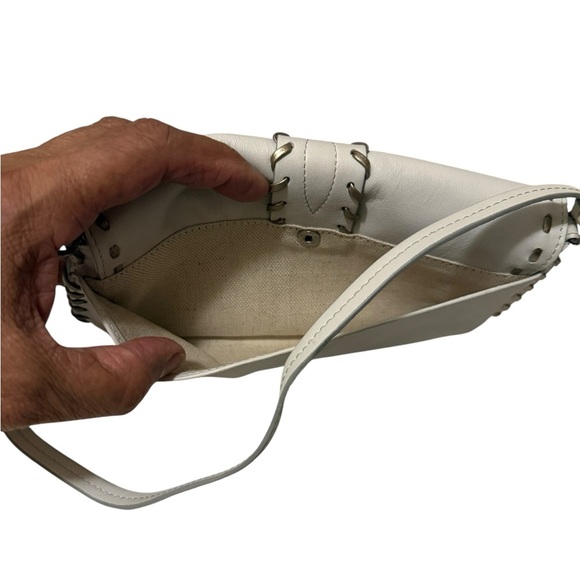 Micheal kors Stylish White Leather Women's Bag - Picture 13 of 14